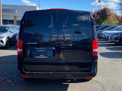 2018 Mercedes-Benz Metris Base