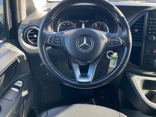 2018 Mercedes-Benz Metris Base