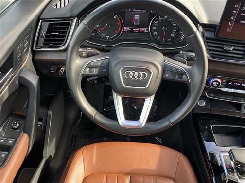 2023 Audi Q5 45 S line Premium