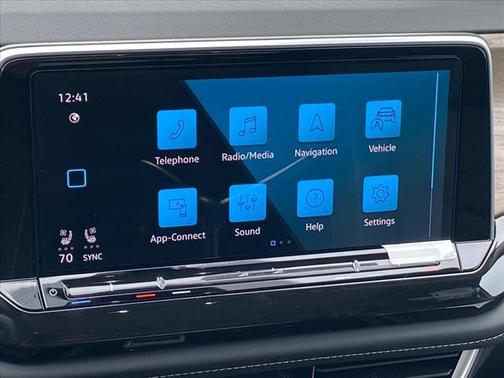 2026 Volkswagen Atlas 2.0T SE w/Technology 4MOTION