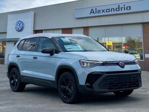 2025 Volkswagen Taos 1.5T SE Black