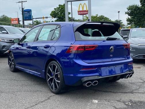2022 Volkswagen Golf R 4-Door