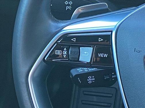 2022 Audi e-tron Premium