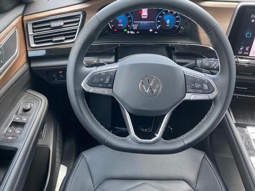 2025 Volkswagen Atlas SE 4Motion
