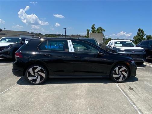 2025 Volkswagen Golf GTI 2.0T S DSG