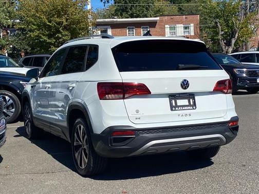2022 Volkswagen Taos SE