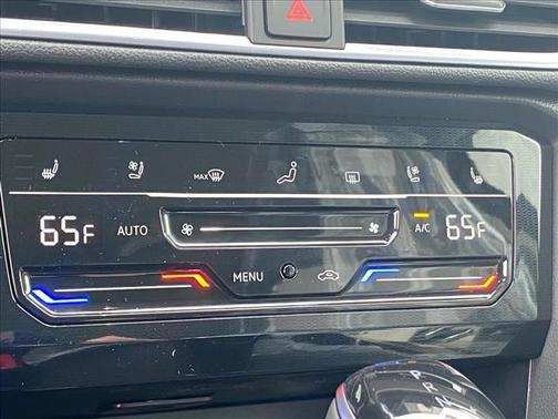 2026 Volkswagen Taos SEL