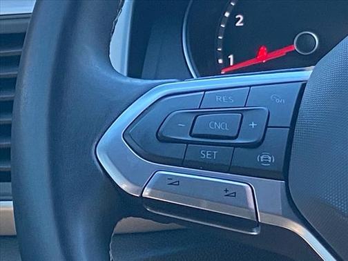 2021 Volkswagen Atlas Cross Sport 2.0T SE