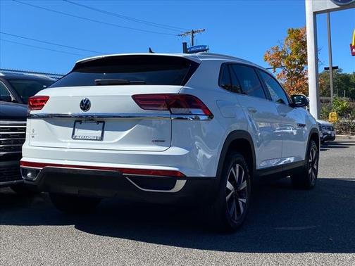 2022 Volkswagen Atlas Cross Sport 2.0T SE