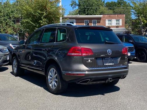 2017 Volkswagen Touareg V6 Sport w/Technology