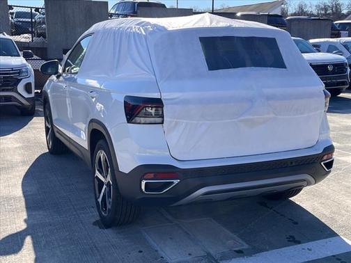 2025 Volkswagen Taos SEL 4Motion