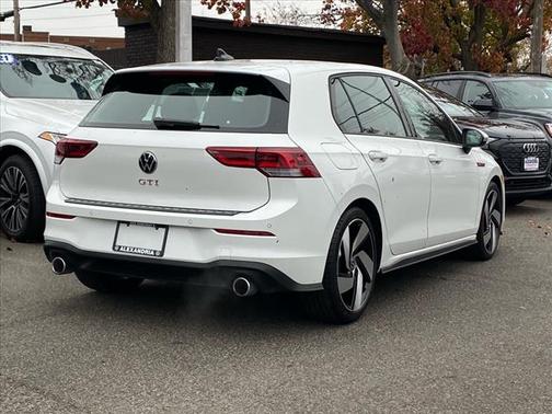 2024 Volkswagen Golf GTI 2.0T S DSG