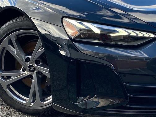 2023 Audi e-tron GT Premium Plus quattro