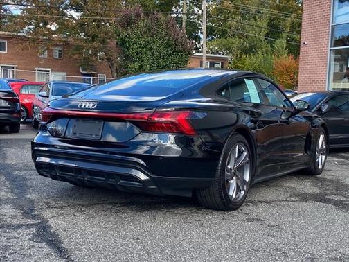 2023 Audi e-tron GT Premium Plus quattro