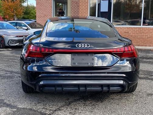 2023 Audi e-tron GT Premium Plus quattro