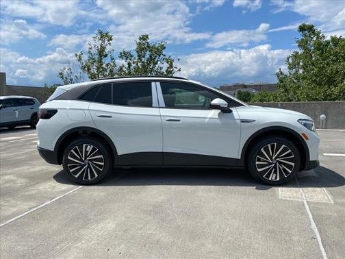 2025 Volkswagen ID.4 Pro