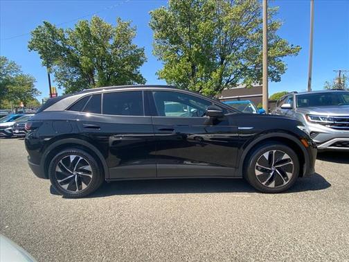 2021 Volkswagen ID.4 Pro
