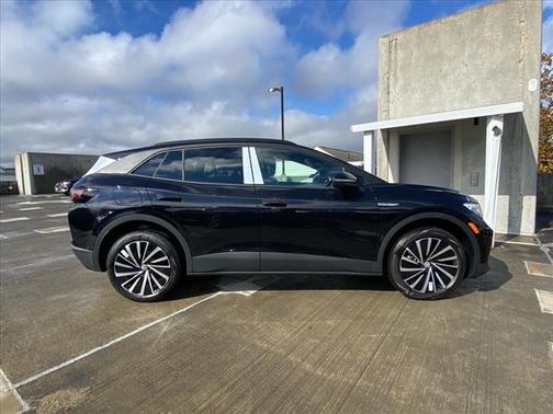 2025 Volkswagen ID.4 AWD Pro