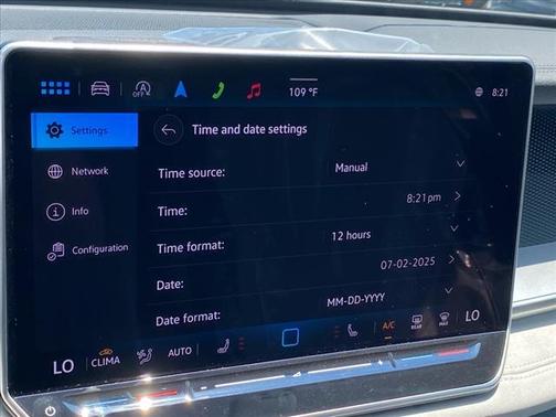 2025 Volkswagen Tiguan 2.0T SE 4MOTION