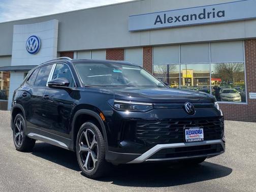 2025 Volkswagen Tiguan 2.0T SE 4MOTION