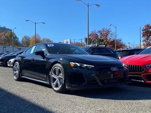 2023 Audi e-tron GT Premium Plus quattro