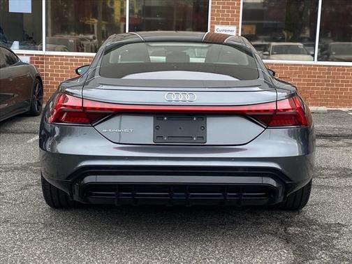 2022 Audi e-tron GT Prestige