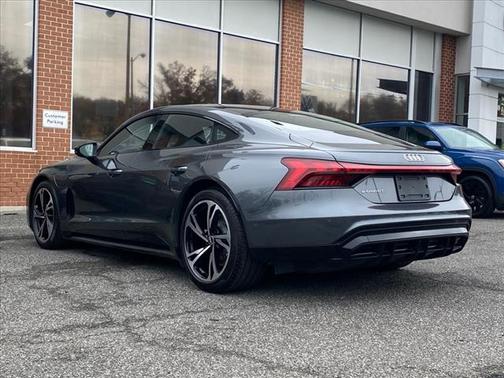 2022 Audi e-tron GT Prestige