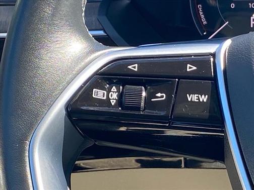 2024 Audi Q8 e-tron Premium Plus