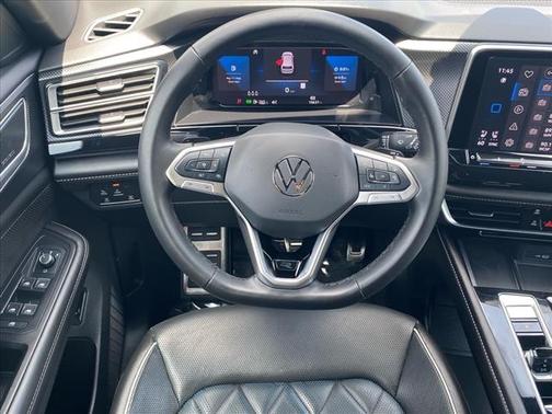 2024 Volkswagen Atlas Cross Sport 2.0T SEL Premium