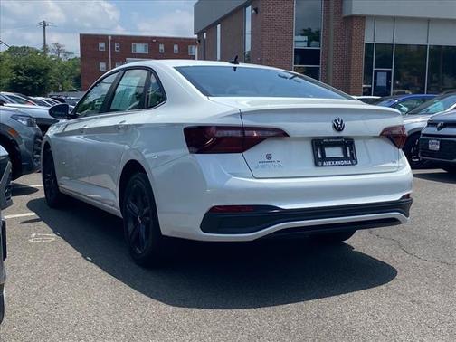 2024 Volkswagen Jetta 1.5T SE