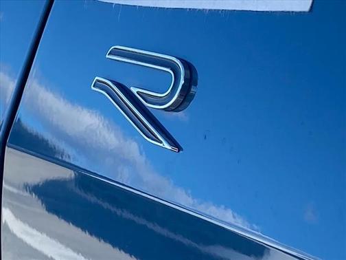 2026 Volkswagen Tiguan 2.0T SEL R-Line 4MOTION