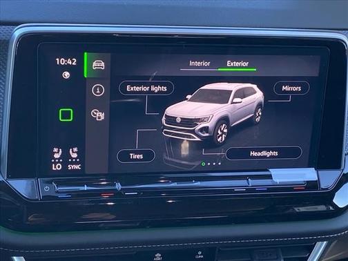 2026 Volkswagen Atlas Cross Sport 2.0T SEL