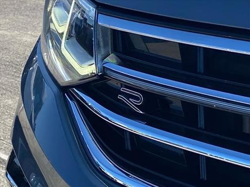 2023 Volkswagen Tiguan 2.0T SEL R-Line 4MOTION