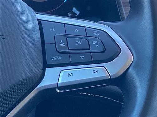 2025 Volkswagen Atlas 2.0T SEL Premium R-Line 4MOTION