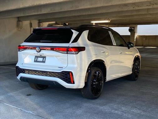 2026 Volkswagen Tiguan 2.0T SE R-Line Black 4MOTION