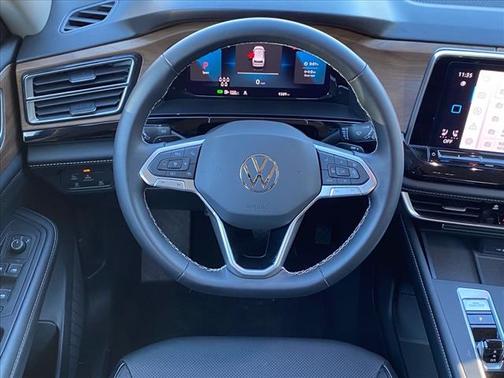 2024 Volkswagen Atlas 2.0T SE