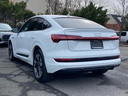 2022 Audi e-tron Sportback S line Premium