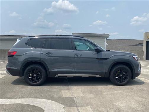 2025 Volkswagen Atlas 2.0T S