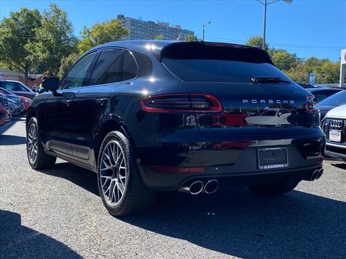 2018 Porsche Macan Sport Edition