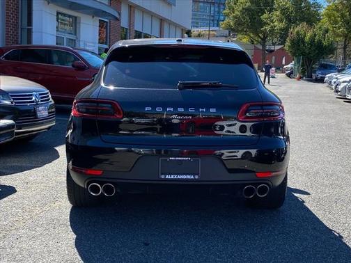 2018 Porsche Macan Sport Edition