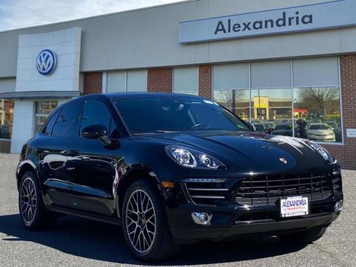 2018 Porsche Macan Sport Edition