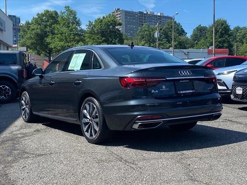 2022 Audi A4 40 Premium Plus