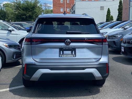 2025 Volkswagen Tiguan 2.0T S