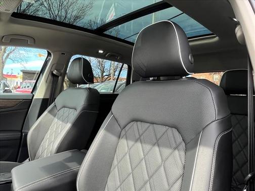 2025 Volkswagen Atlas SEL Premium R-Line 4Motion