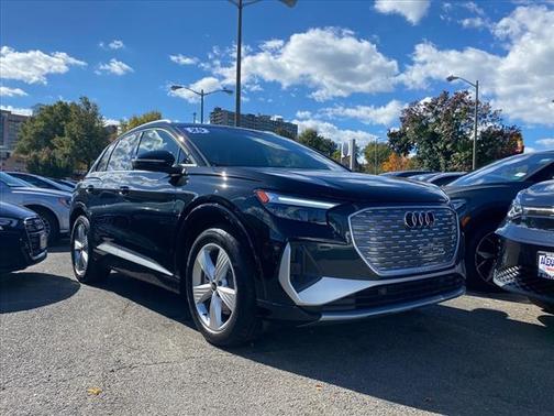 2025 Audi Q4 e-tron Premium Plus 55 quattro