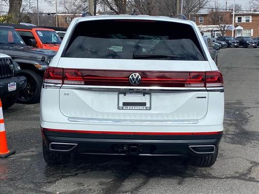 2024 Volkswagen Atlas 2.0T SE w/Technology 4MOTION