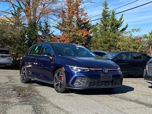 2024 Volkswagen Golf GTI 2.0T SE DSG