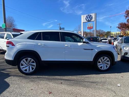 2023 Volkswagen Atlas Cross Sport 3.6L V6 SE w/Technology