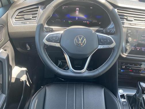 2024 Volkswagen Tiguan 2.0T SE 4MOTION