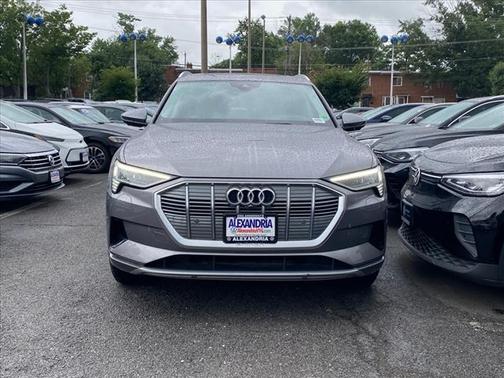 2021 Audi e-tron Prestige